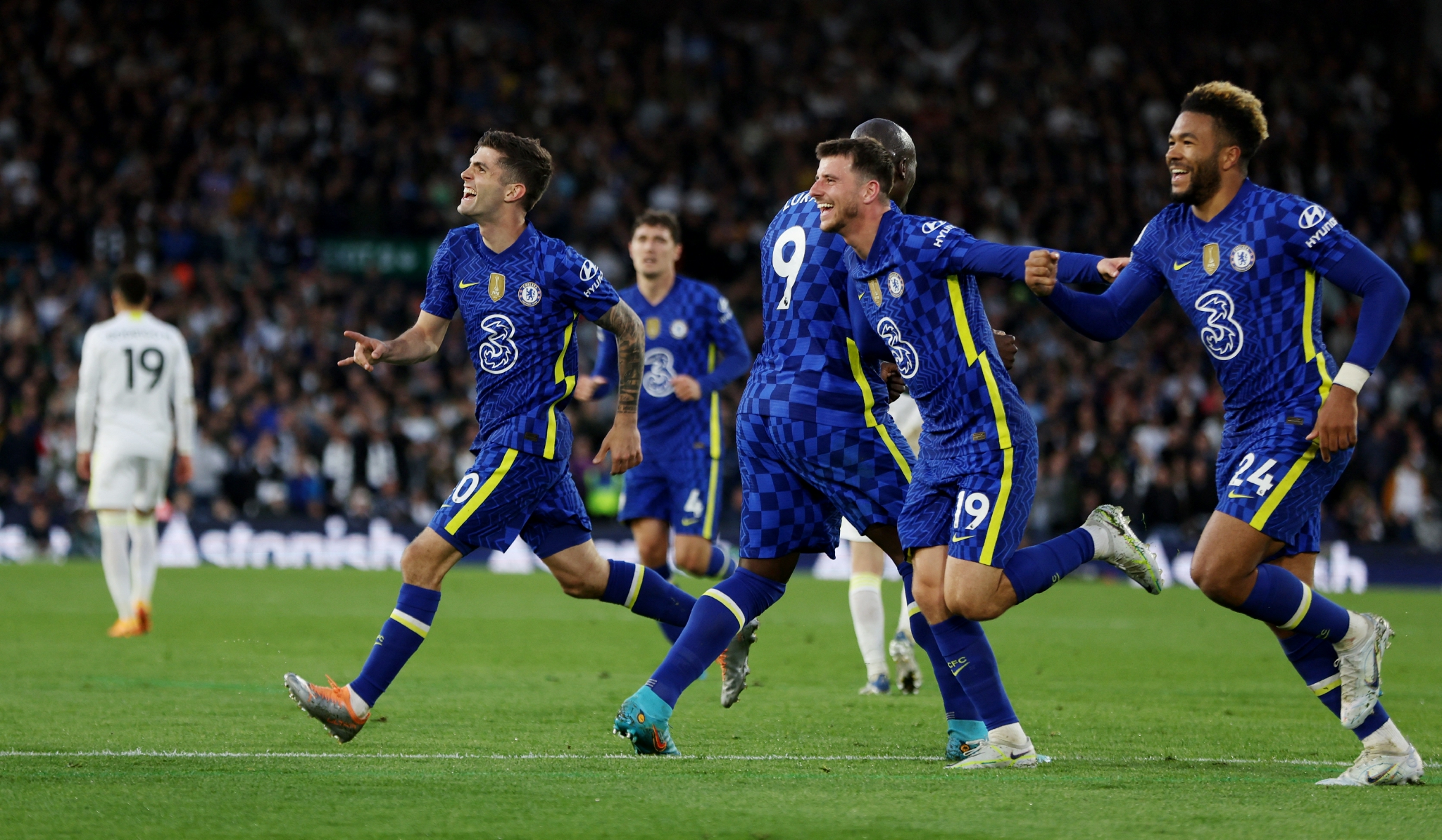 让霍华德处 让霍华德处